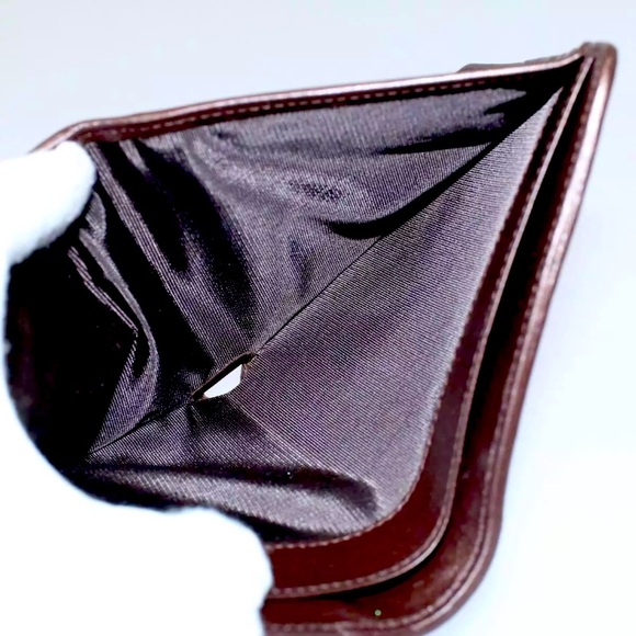 EUC [Bally] Luxury Brown Leather Bi-Fold Wallet, Button Close, Men’s or Women’s - Picture 7 of 10